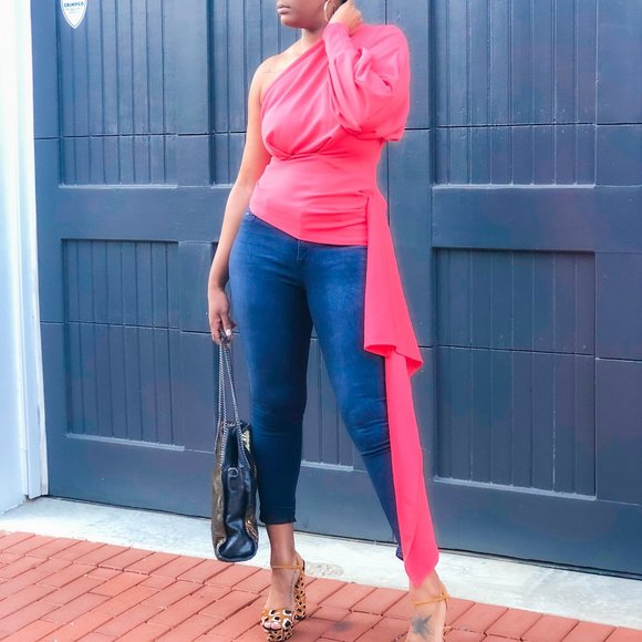 Layered One Shoulder Top - Picture 3 of 3